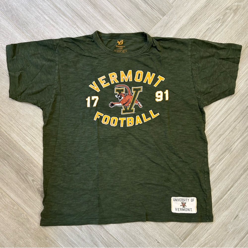 University of Vermont Football T-Shirt Size XL